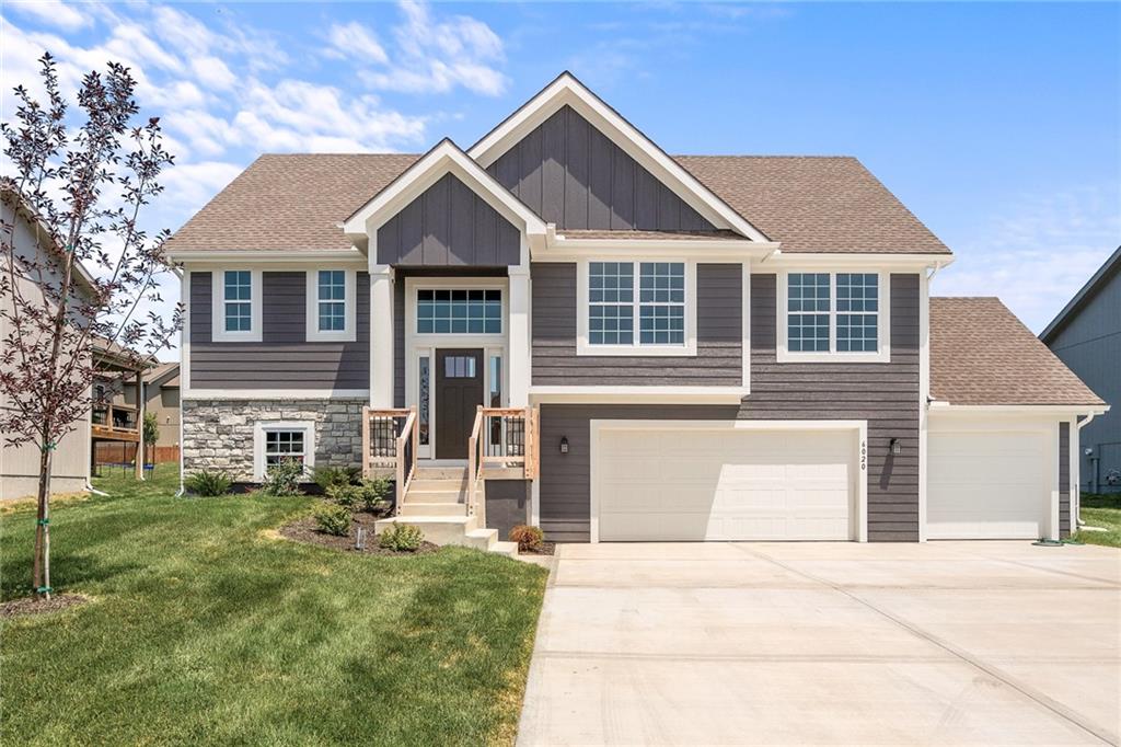 6020 NE 119th Street, Kansas City, MO 64156