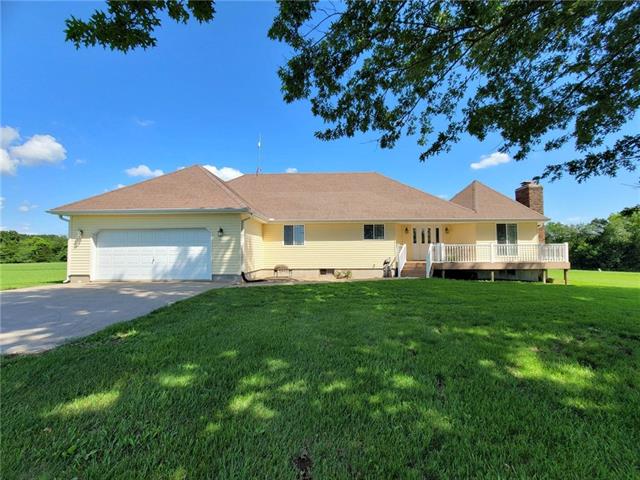 31678 Rose Road, Sedalia, MO 65301