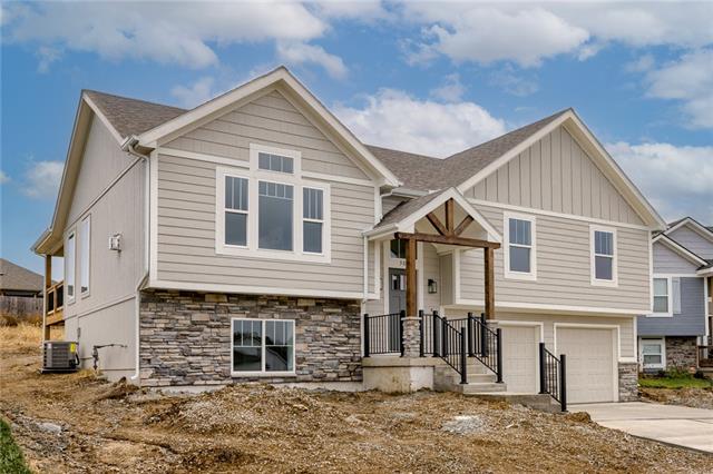 504 SW Hillside Drive, Grain Valley, MO 64029