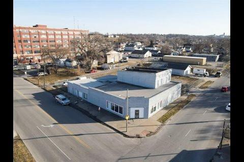1301 S 9th Street, St Joseph, MO 64503
