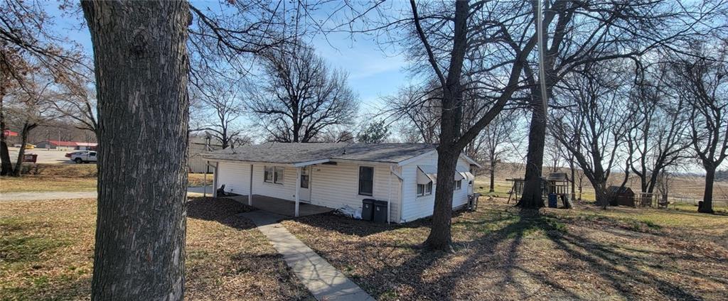 218 E Walnut Street, Waverly, MO 64096