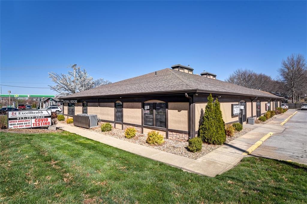 10644 W 87th Street, Overland Park, KS 66214