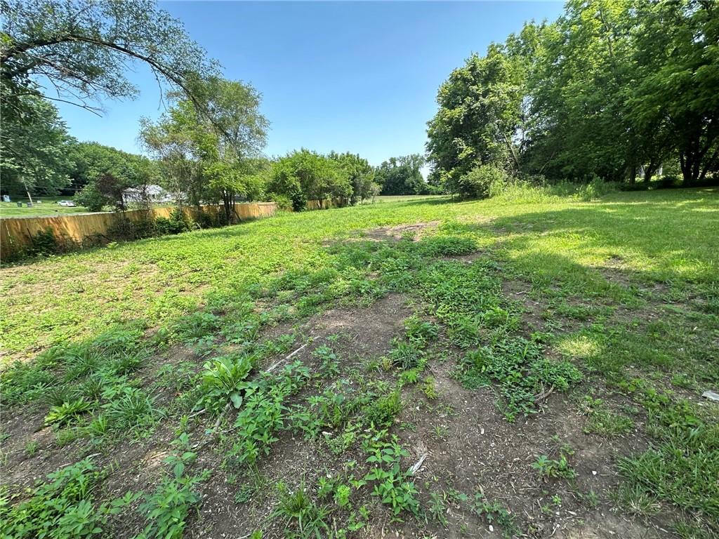 6908 LEAVENWORTH Road, Kansas City, KS 66109
