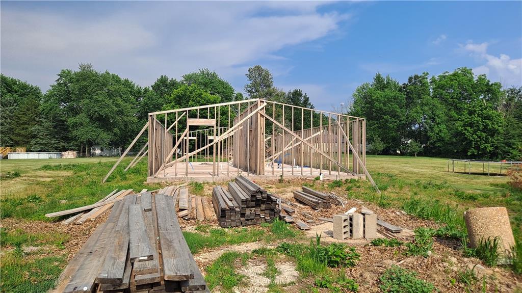 606 N Hughes Avenue, Stover, MO 65078