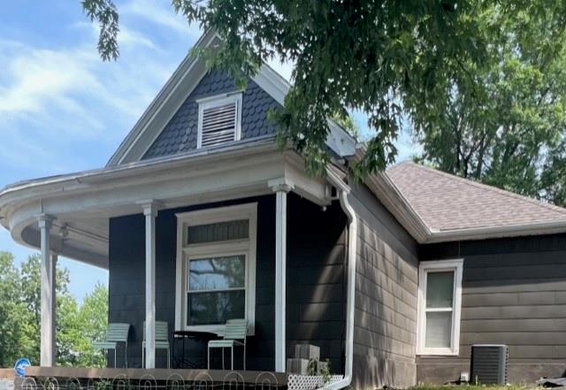 2223 Seneca Street, St Joseph, MO 64507