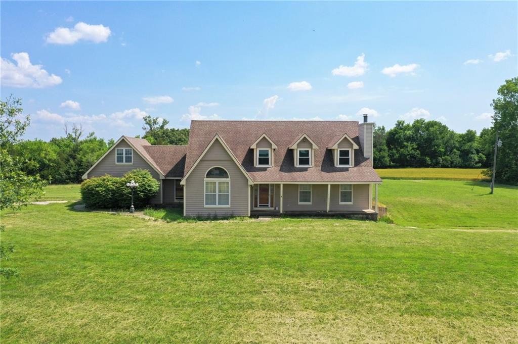 18943 54th Street, McLouth, KS 66054