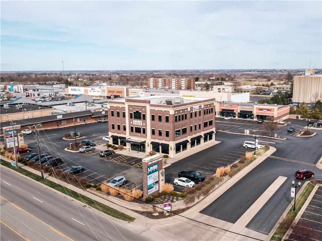 1211 N Belt Highway, St Joseph, MO 64506