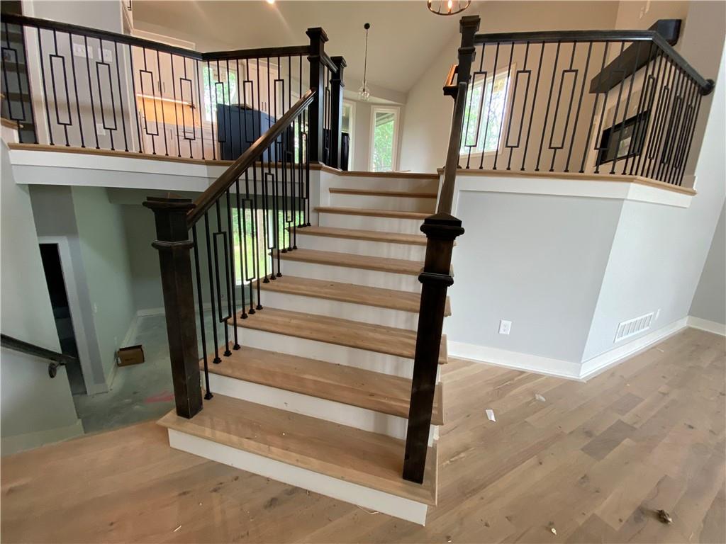 22698 W 87th Street, Lenexa, KS 66227