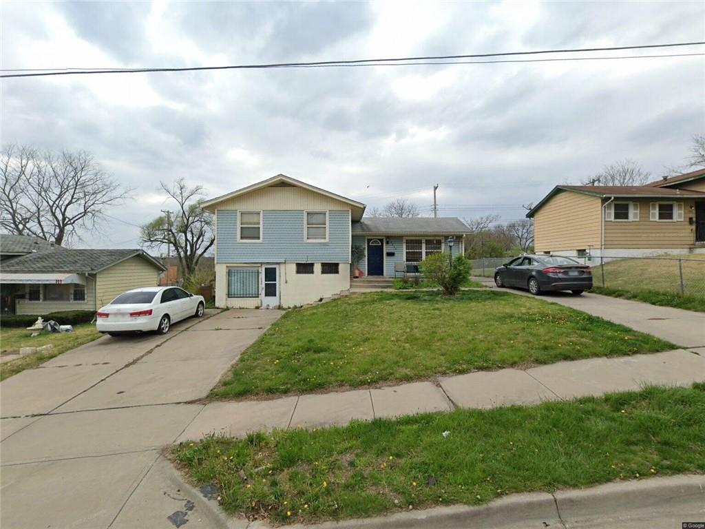 3922 Chelsea Avenue, Kansas City, MO 64130