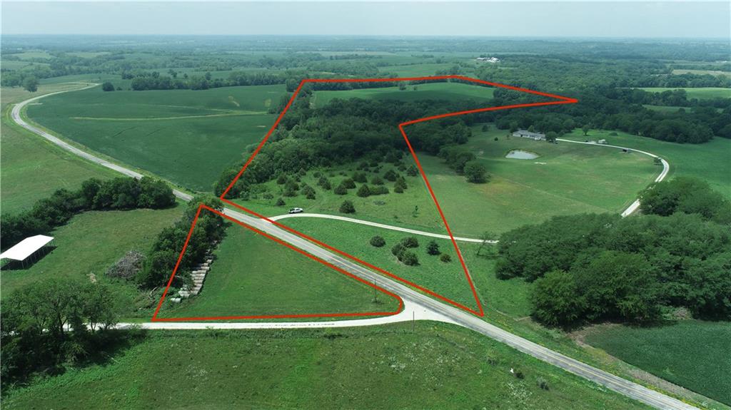 00000 W Highway, Osgood, MO 64641