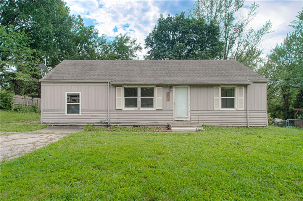 7711 E 83rd Street, Kansas City, MO 64138