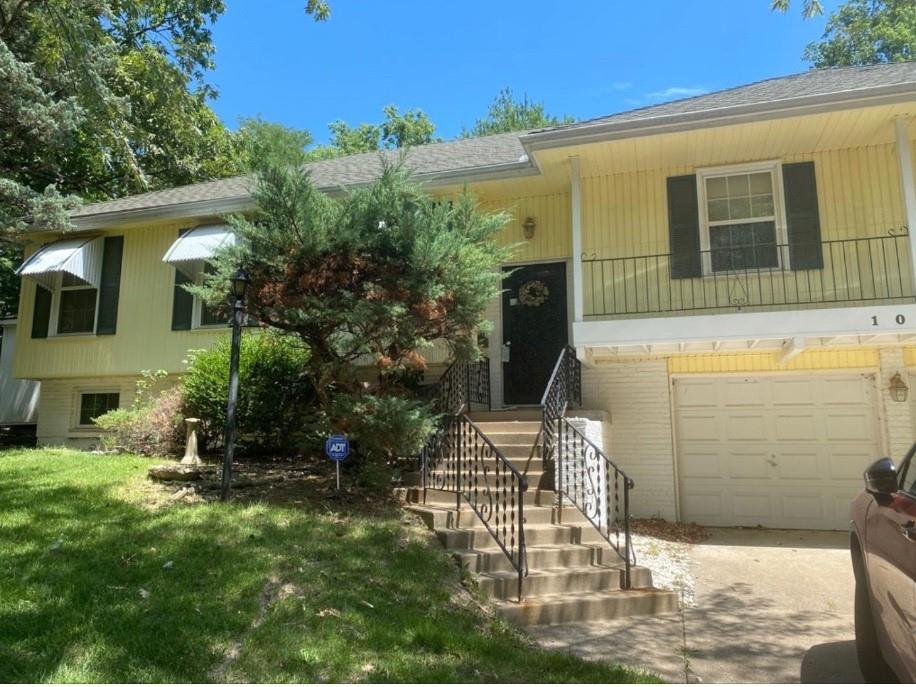 10837 Madison Avenue, Kansas City, MO 64114