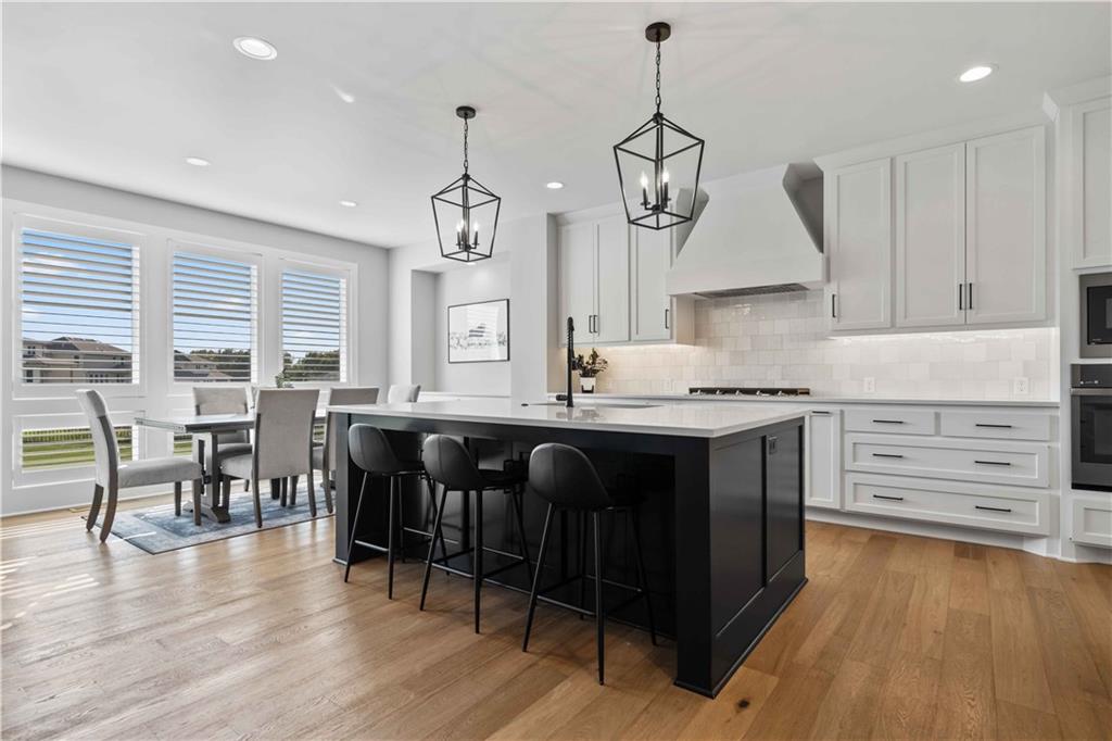 15301 W 171st Place, Olathe, KS 66062