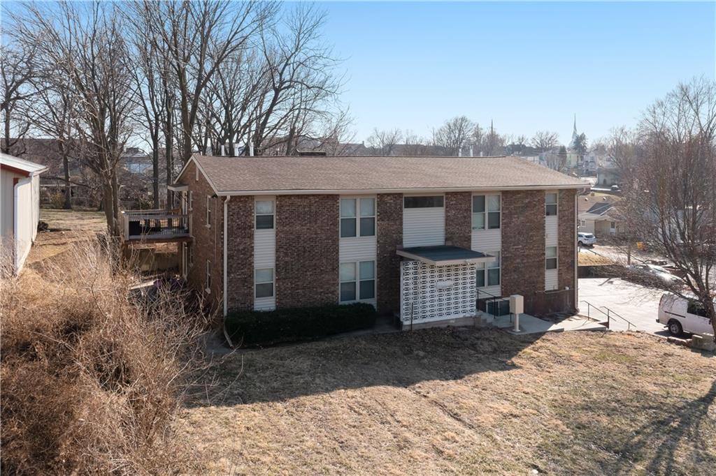 525 N Osage Street, Independence, MO 64050