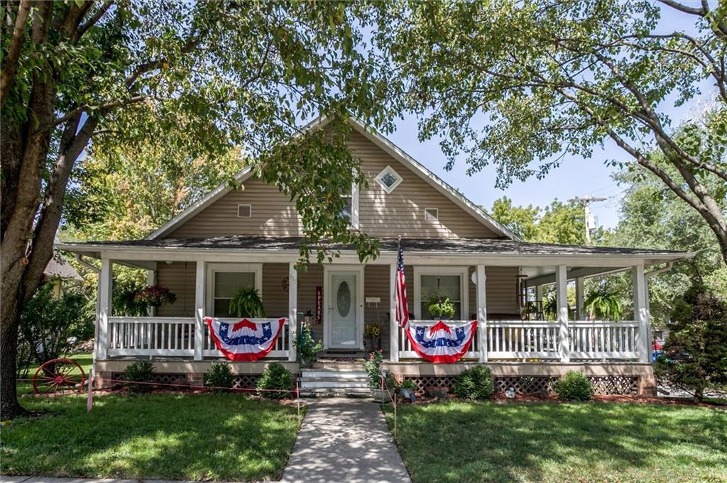 115 W 7th Street, Ottawa, KS 66067