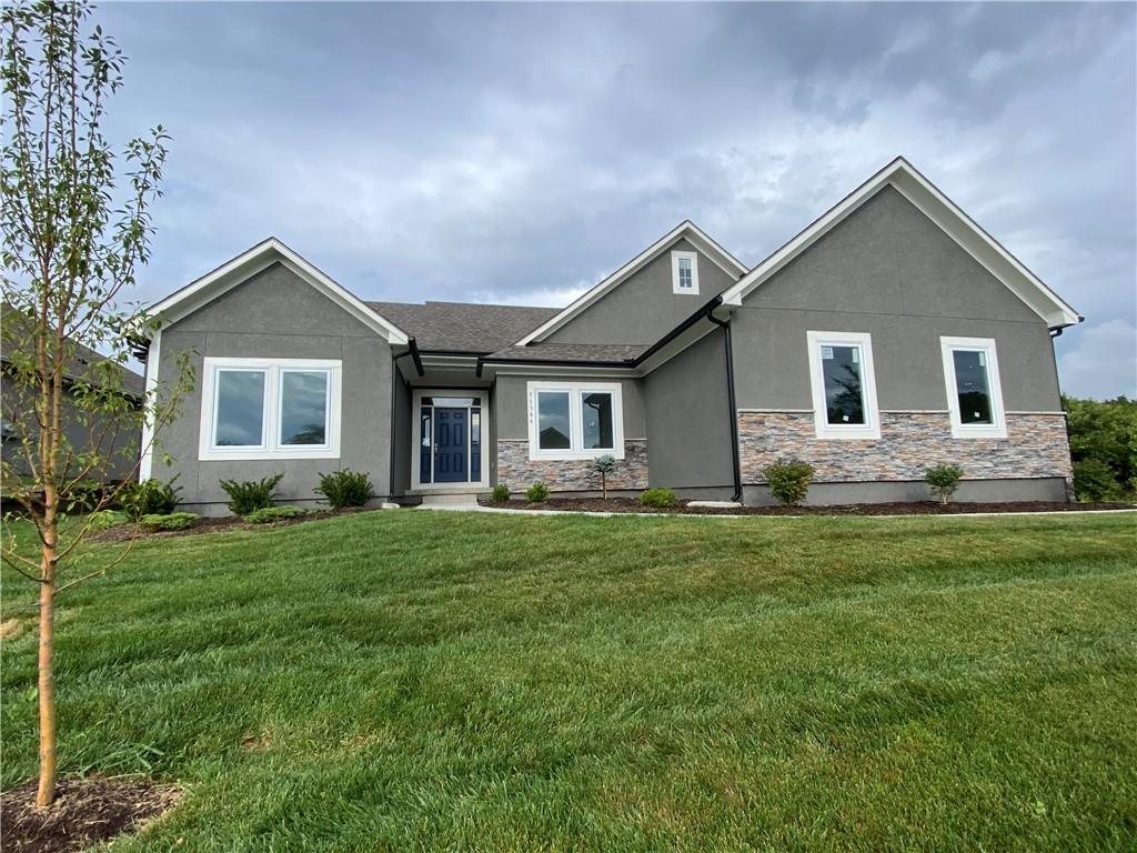 11346 S Redbud Lane, Olathe, KS 66061