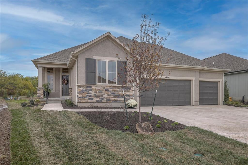 12204 W 138th Place, Overland Park, KS 66221
