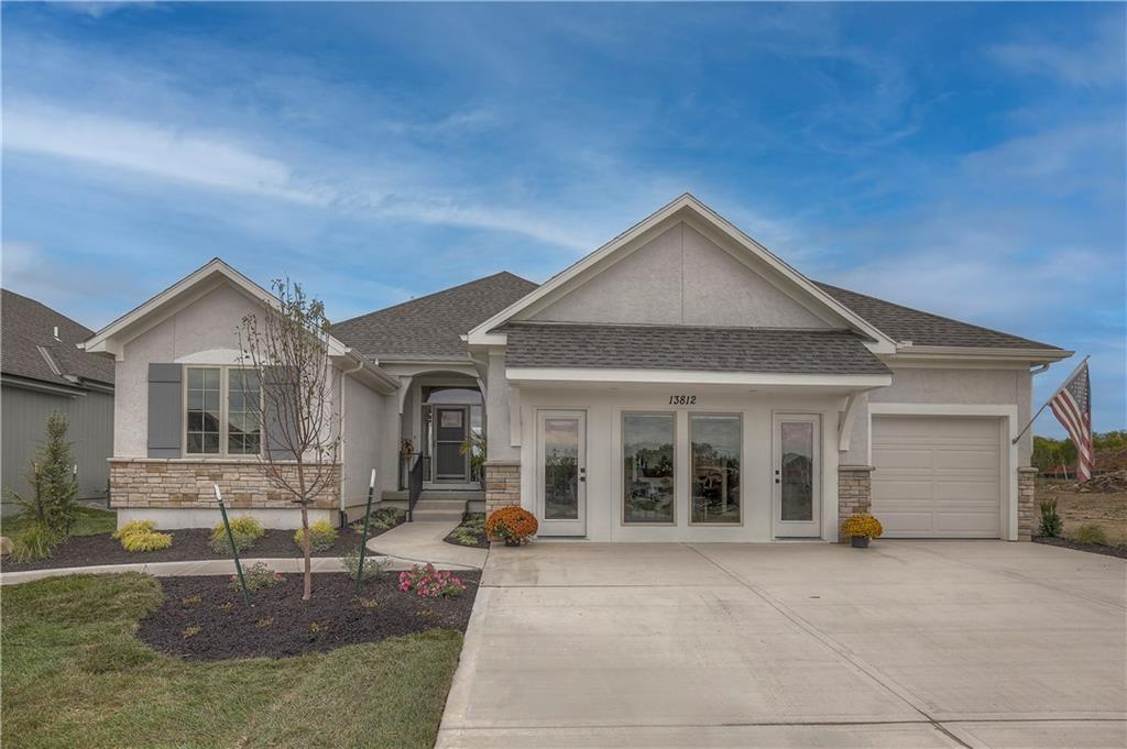 13812 Quigley Street, Overland Park, KS 66221