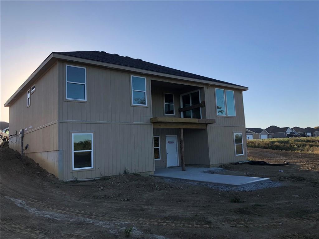 72 SE 451st Road, Warrensburg, MO 64093