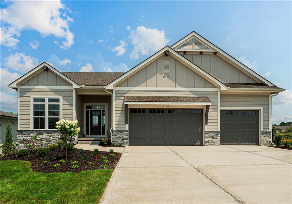 22018 W 114th Court, Olathe, KS 66061