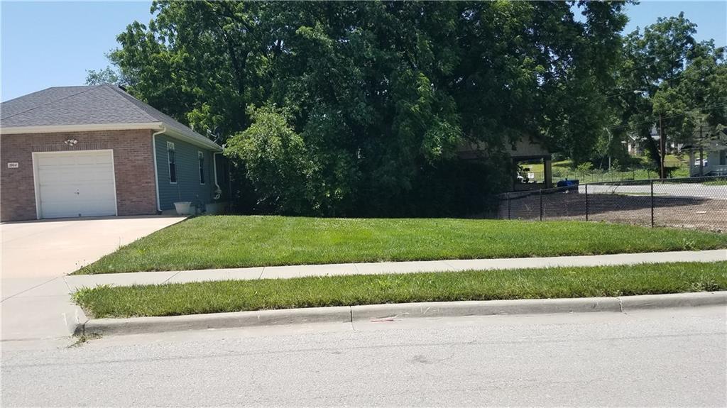 3902 Highland Avenue, Kansas City, MO 64110