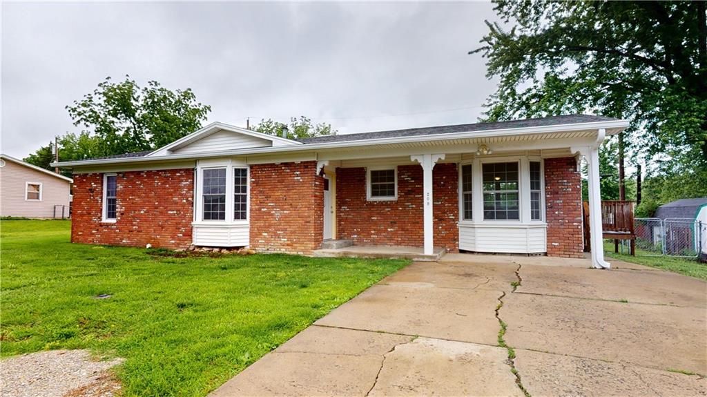 209 Carlene Drive, Sedalia, MO 65301