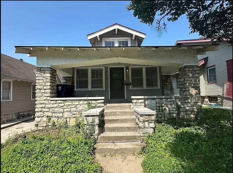 402 Van Brunt Boulevard, Kansas City, MO 64124