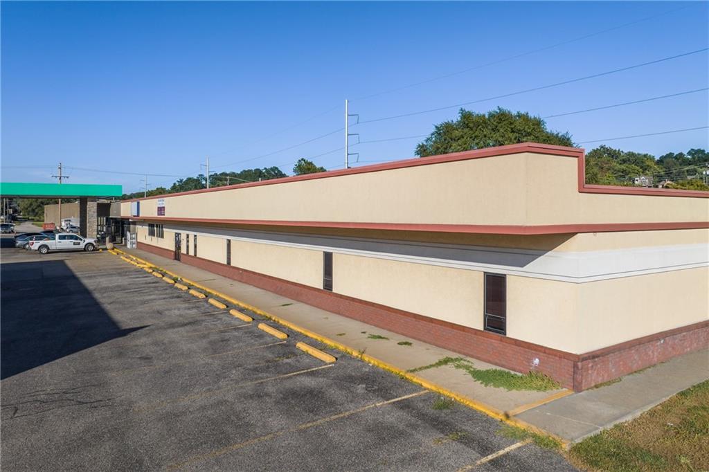 1515 St Joseph Avenue, St Joseph, MO 64505
