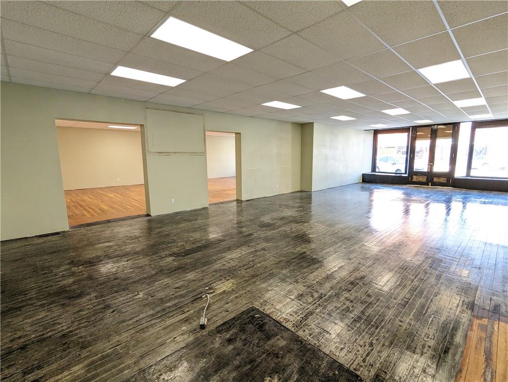 125&129 W 8th Street, Horton, KS 66439