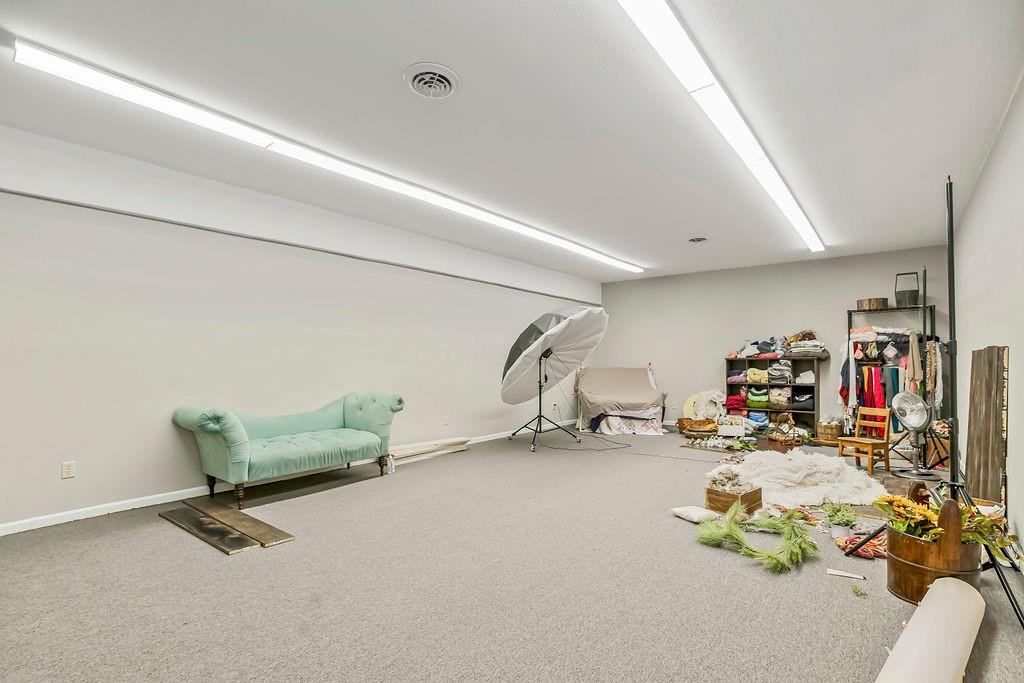 5 S Peoria Street, Louisburg, KS 66053