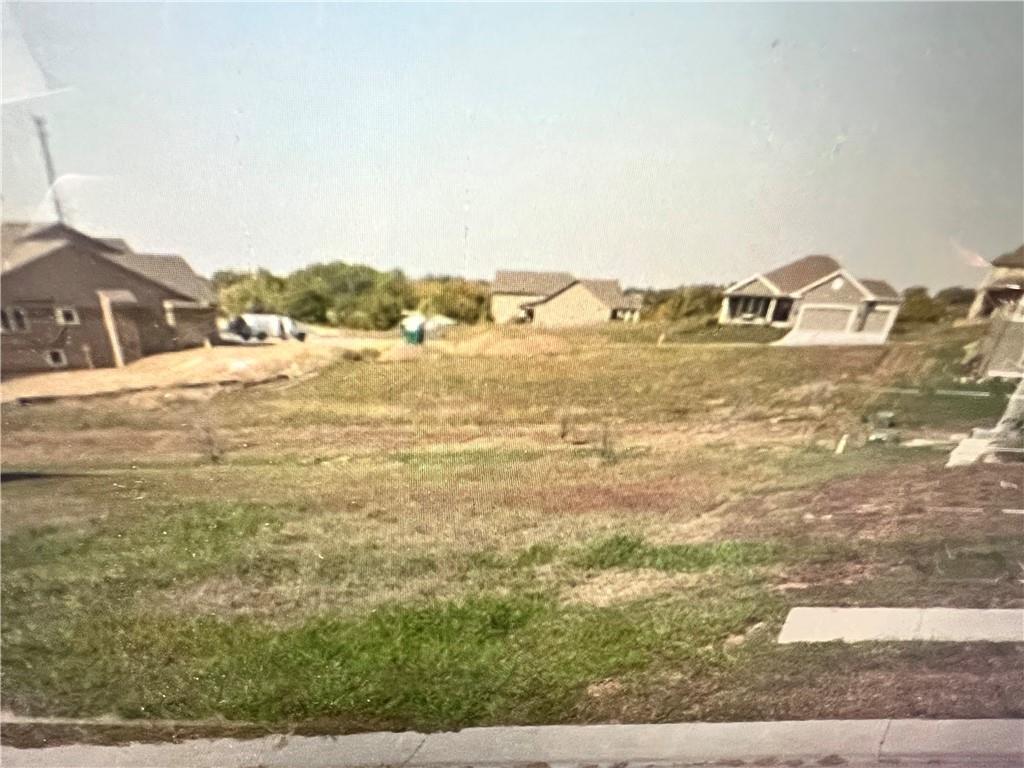 13286 Richland Avenue, Bonner Springs, KS 66012