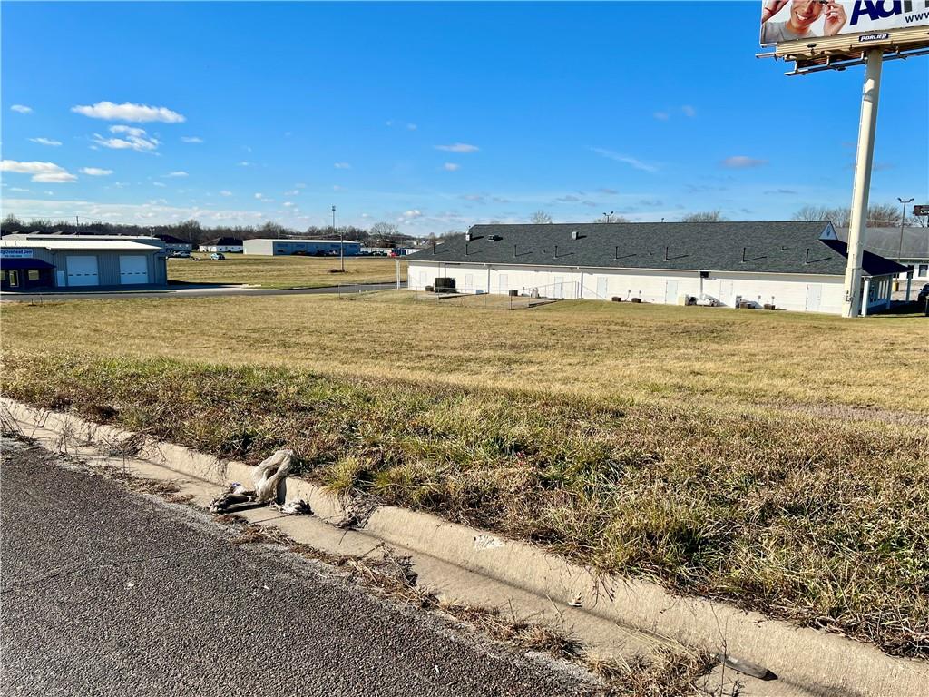 Lot 5 E Park Lane, Odessa, MO 64076