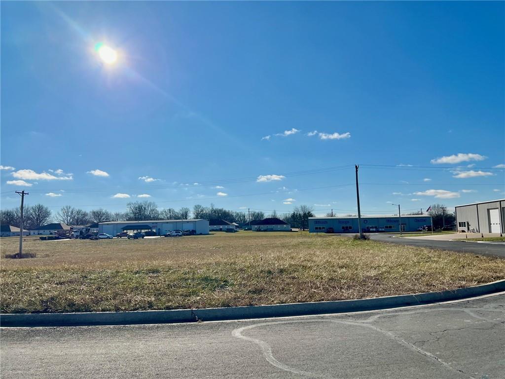 Lot 6 E Park Lane, Odessa, MO 64076
