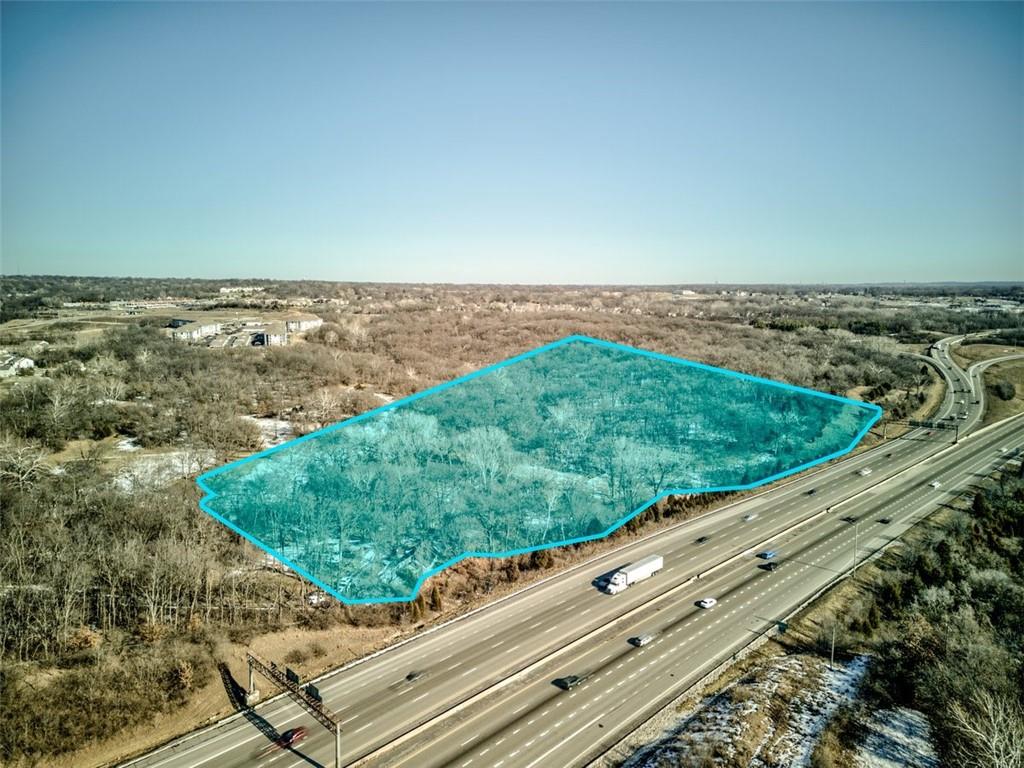 5125 NW Frontier Street, Kansas City, MO 64151