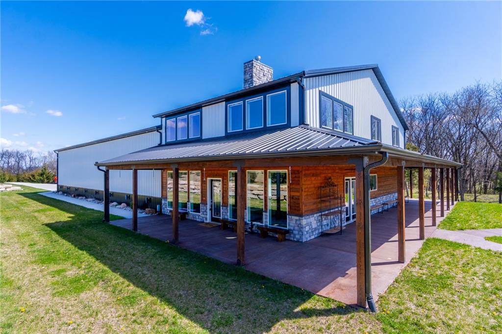 9016 SE 69 Highway, Cameron, MO 64429