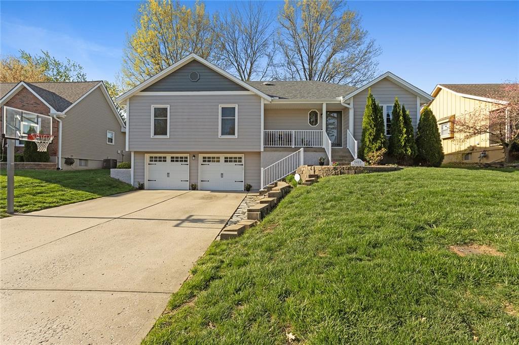 1413 SE 7 th Terrace, Lee's Summit, MO 64063