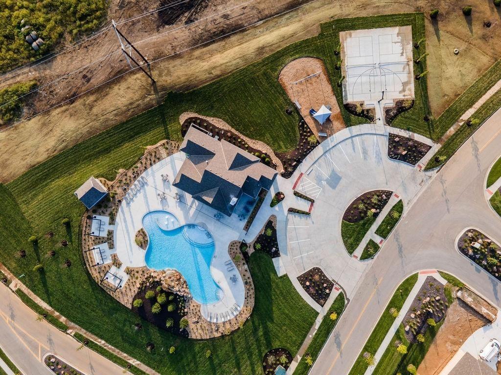 9410 Deer Run Street, Lenexa, KS 66220