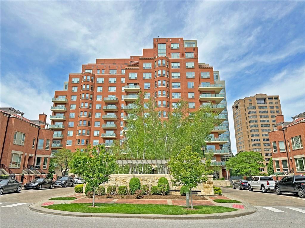 4950 Central Street, Kansas City, MO 64112