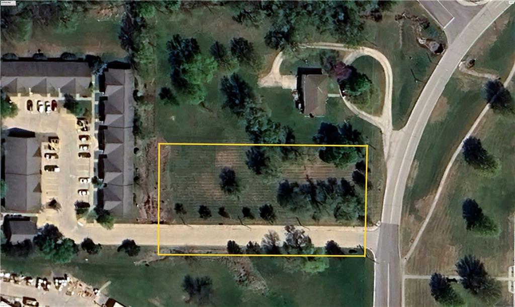506 N Hospital Drive, Paola, KS 66071