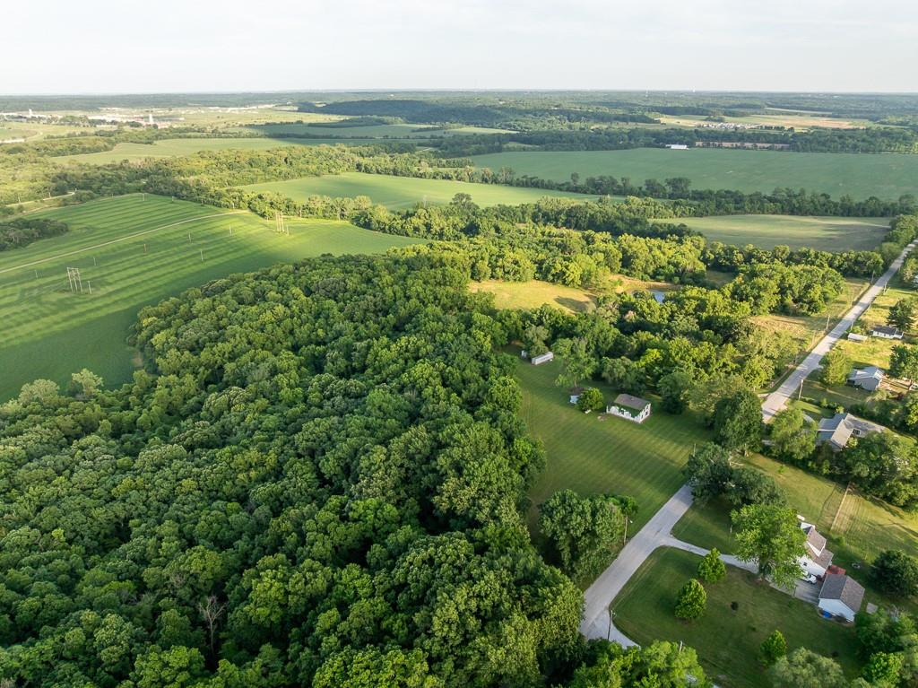 701 N Bly Road, Independence, MO 64056