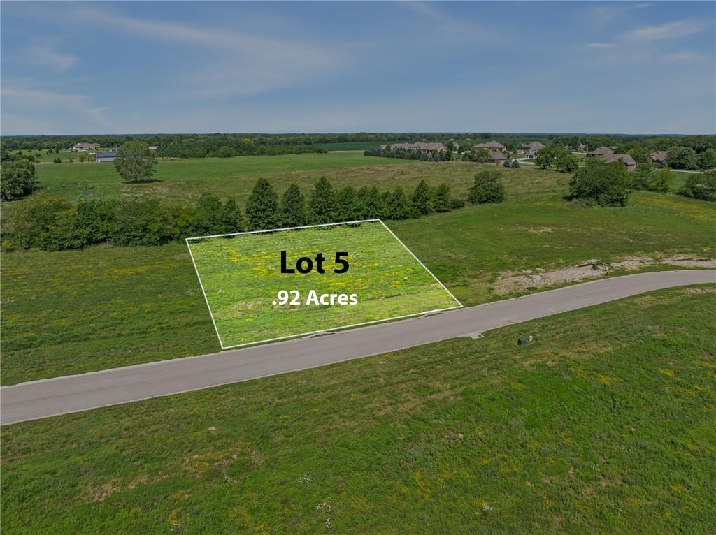 13312 Winner's Circle, Smithville, MO 64089