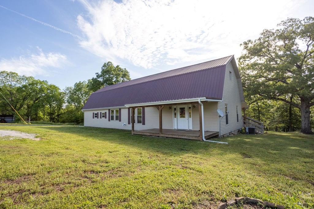 18933 S 2700 Road, El Dorado Springs, MO 64744