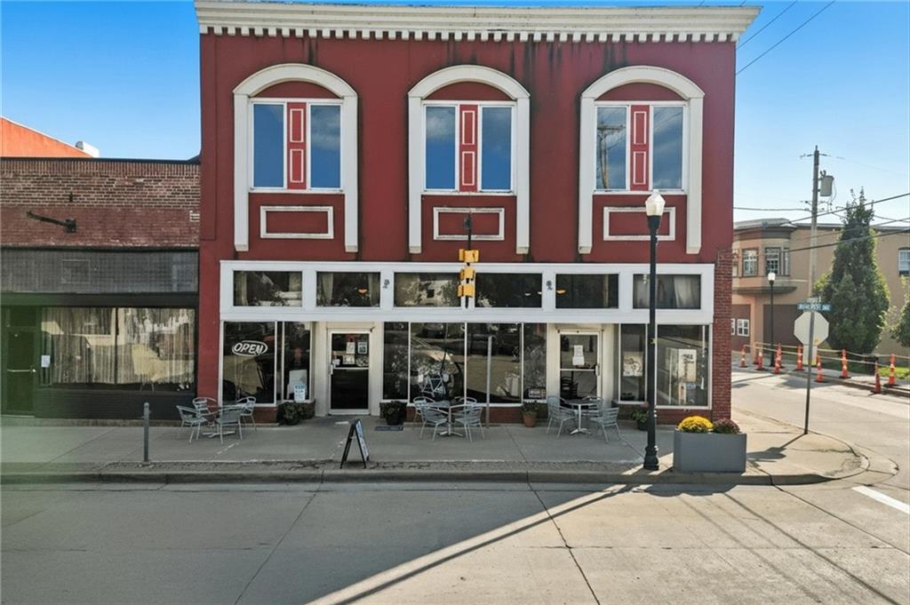 117 W Broadway Avenue, Excelsior Springs, MO 64024