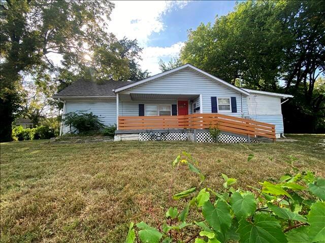 4220 E 43RD Street, Kansas City, MO 64130