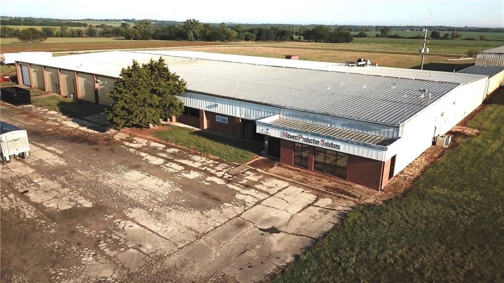 1469 US Hwy 59 Highway, Moran, KS 66755