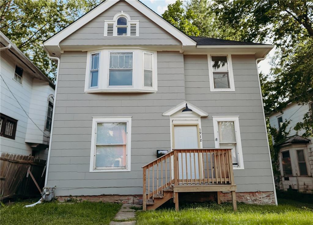 1912 Faraon Street, St Joseph, MO 64501