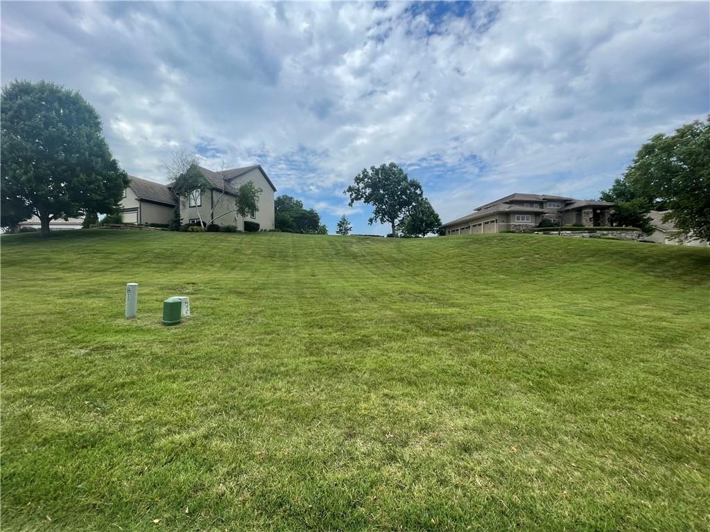6532 Claret Street, Parkville, MO 64152