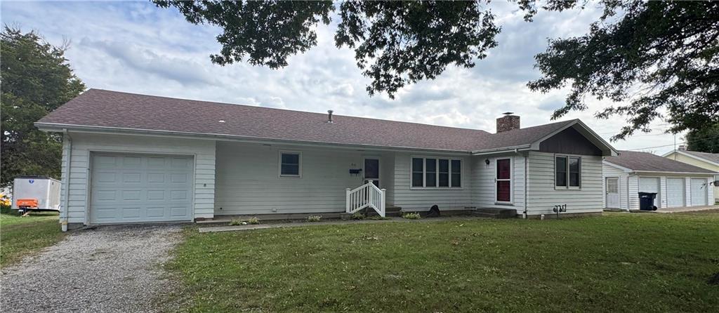 915 S Locust Street, Sweet Springs, MO 65351