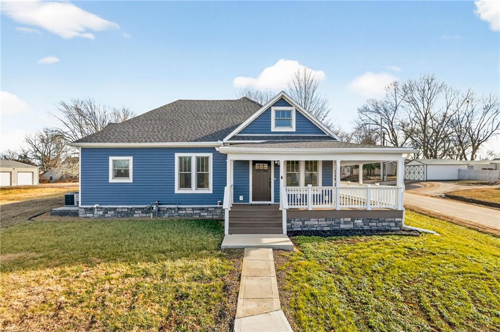 200 N Main Street, Oregon, MO 64473