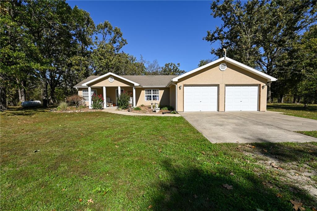 33981 County Road 96 Highway, Cross Timbers, MO 65634